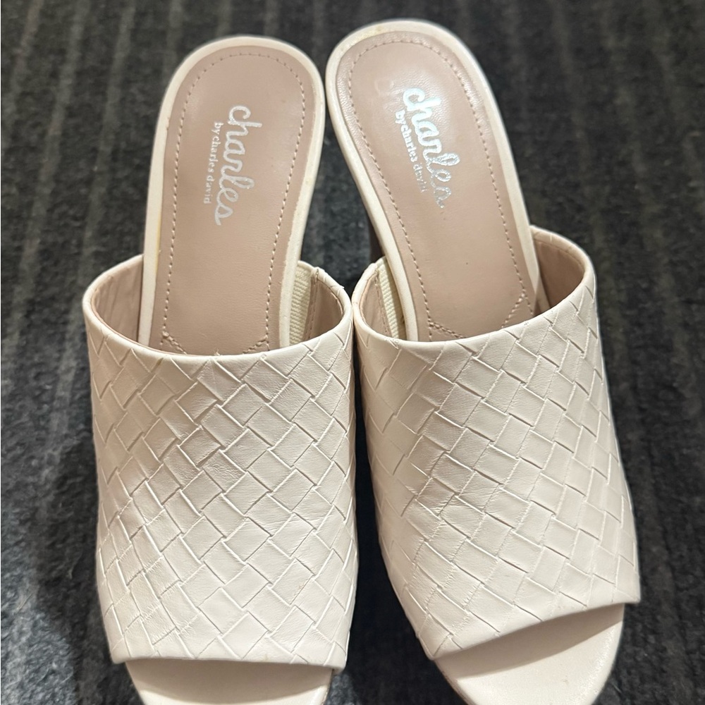 Charles & Keith Beige Textured Mules